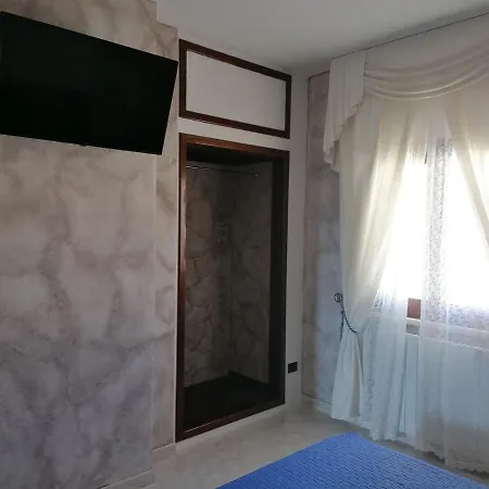 Sardinia House Alojamento de Acomodação e Pequeno-almoço