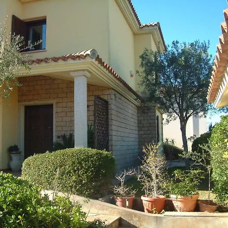 Sardinia House Bed and Breakfast 3*
